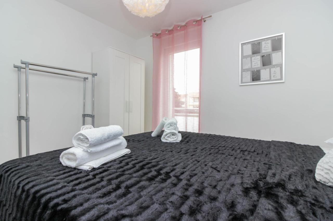 Апартаменти Apartman Tara Задар Екстер'єр фото