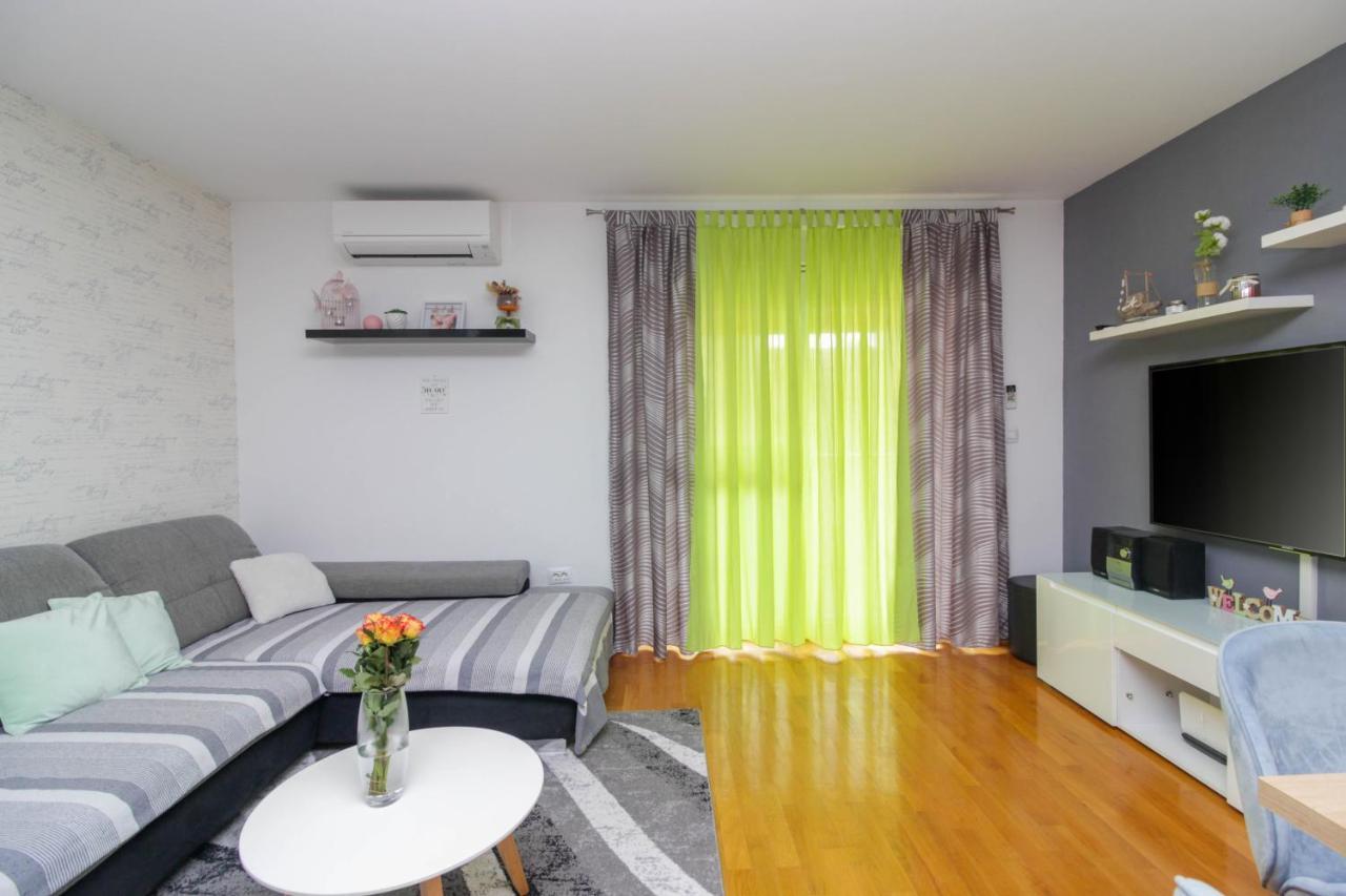 Апартаменти Apartman Tara Задар Екстер'єр фото